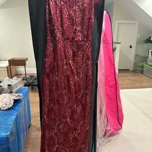 Elegant Red Lace Skirt